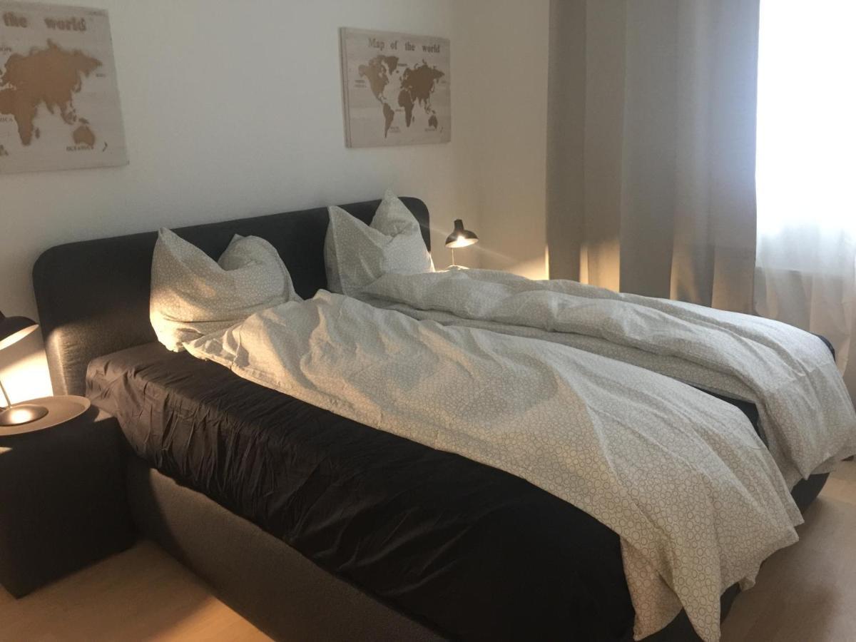 Ferienwohnung Modern Living In A Perfect Location Essen Exterior foto