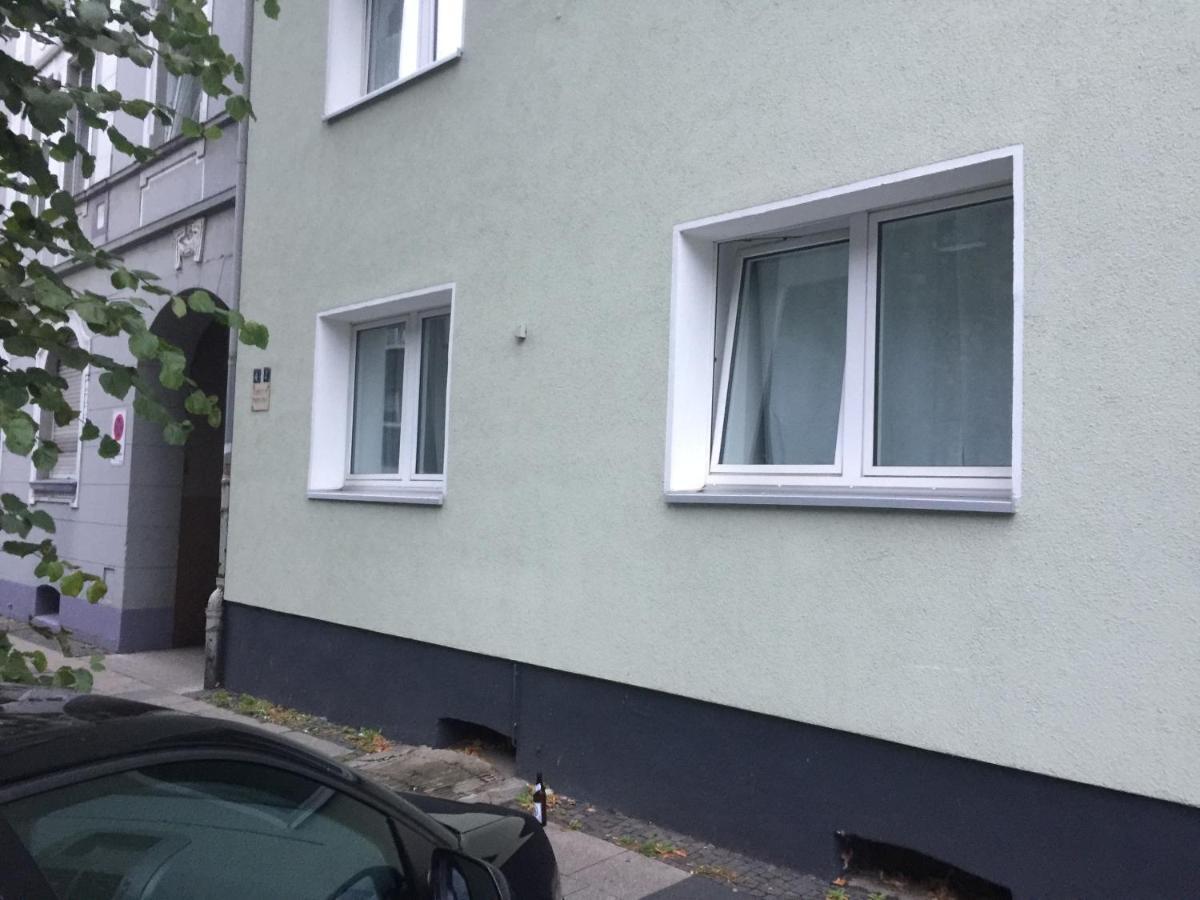 Ferienwohnung Modern Living In A Perfect Location Essen Exterior foto