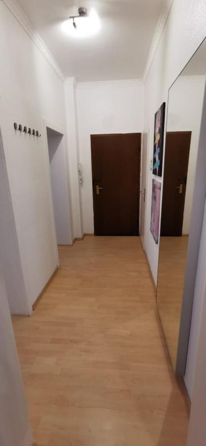 Ferienwohnung Modern Living In A Perfect Location Essen Exterior foto